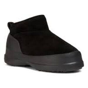 Moon Boots Luna Low Boots Faux Suede- NIB- SZ 9, 10.5